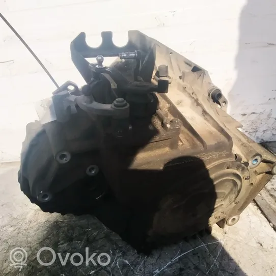 Mercedes-Benz A W168 Mechaninė 5 pavarų dėžė R1683610402