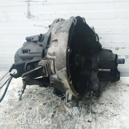 Renault Clio II Mechaninė 5 pavarų dėžė jb3986