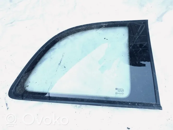 Opel Zafira A Takasivuikkuna/-lasi 