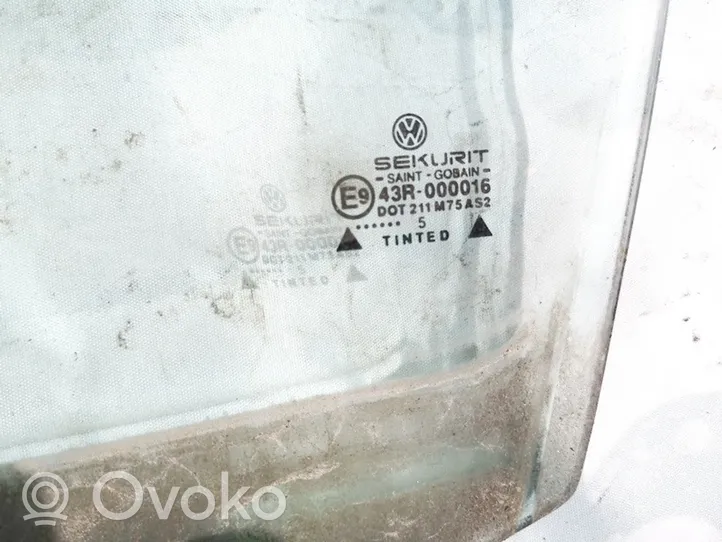 Volkswagen Polo II 86C 2F Etuoven ikkunalasi, neliovinen malli 