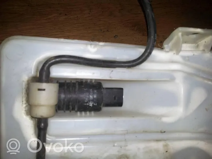 Mitsubishi Colt Pompe de lave-glace de pare-brise 