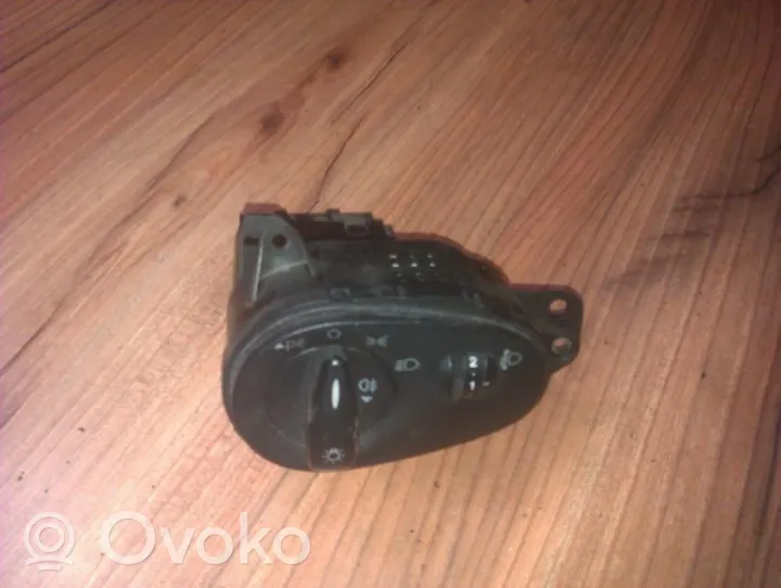 Ford Focus Przełącznik świateł 98ag13a024ch