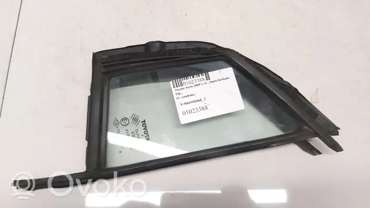 Toyota Yaris Front door vent window glass four-door 