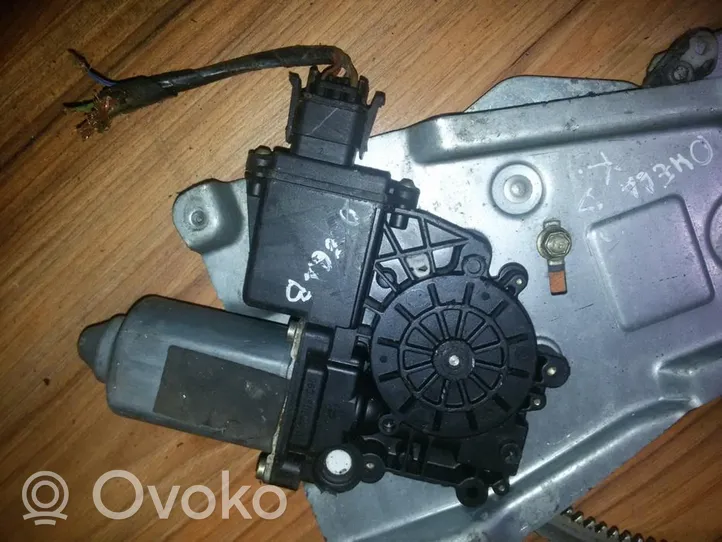 Opel Omega B1 Front door window regulator motor 193792000