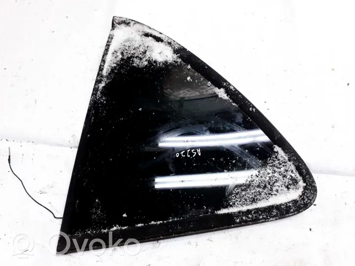 SsangYong Rexton Rear side window/glass 