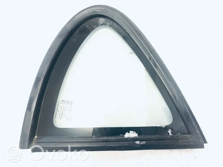 Chevrolet Tacuma Fenêtre latérale avant / vitre triangulaire 
