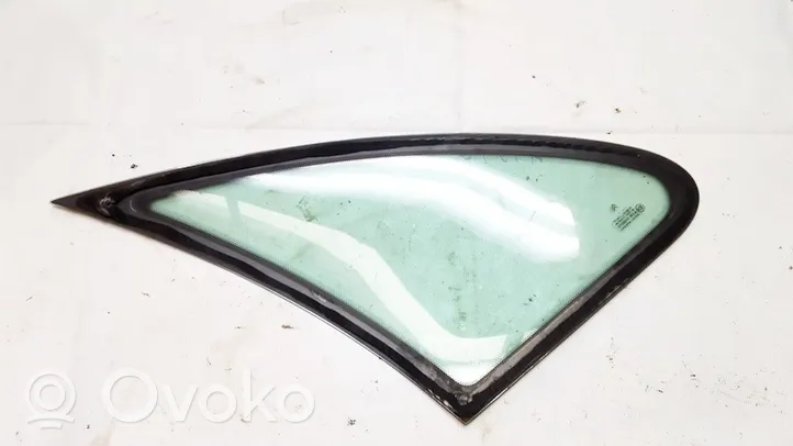 Citroen Xsara Picasso Aizmugurējais virsbūves sānu stikls 