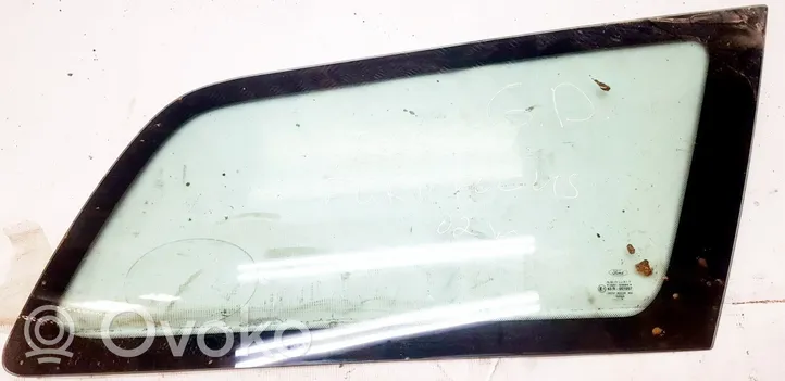 Ford Focus Rear side window/glass 