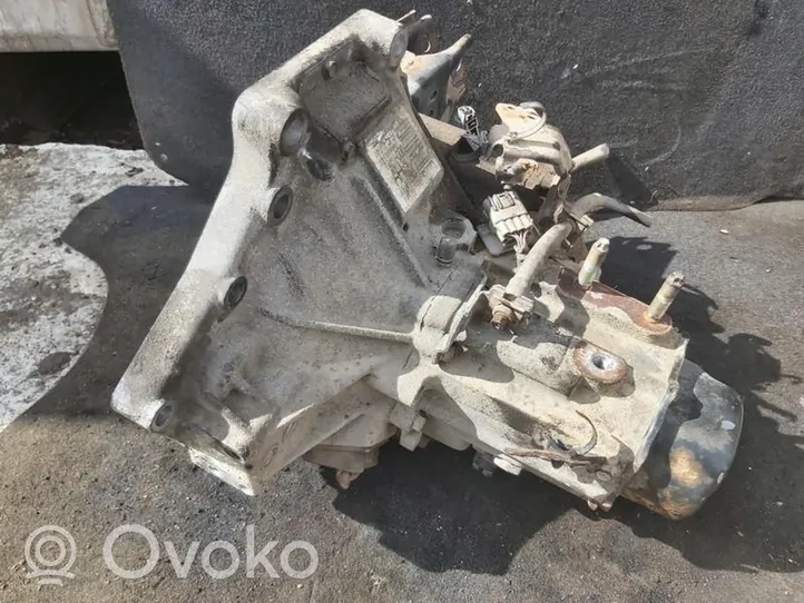 Mazda 323 Manual 5 speed gearbox 