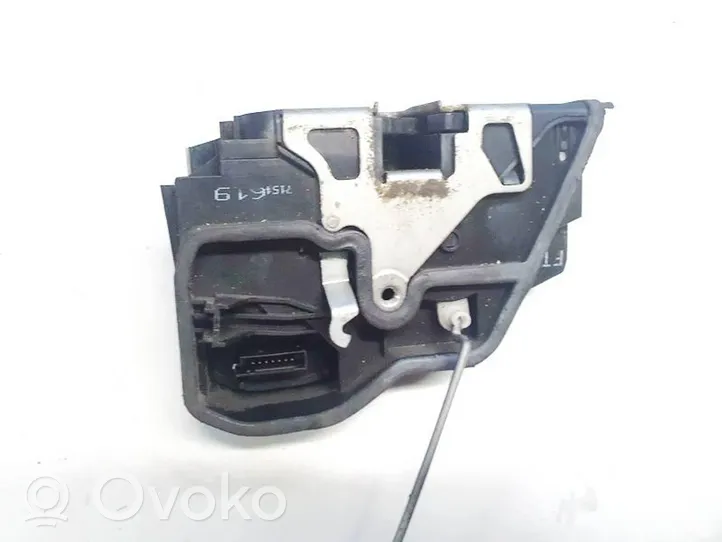 BMW X3 E83 Front door lock 51217034451