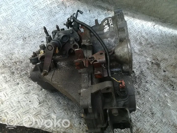 Mitsubishi Colt Mechaninė 5 pavarų dėžė f5m411r8a