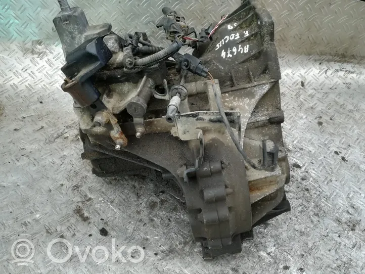 Ford Focus Mehāniska 5 ātrumu pārnesumkārba XS4R7F096CA