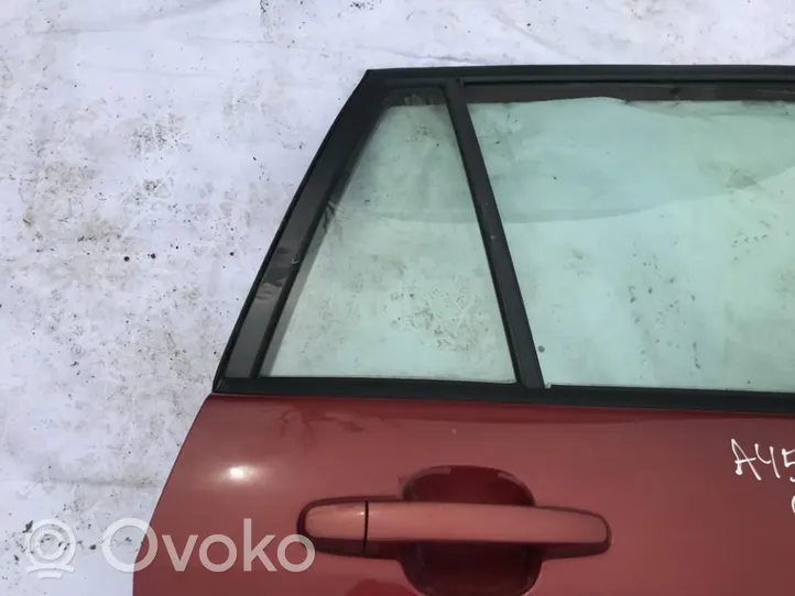 Toyota RAV 4 (XA20) Ventanilla de ventilación de la puerta trasera 