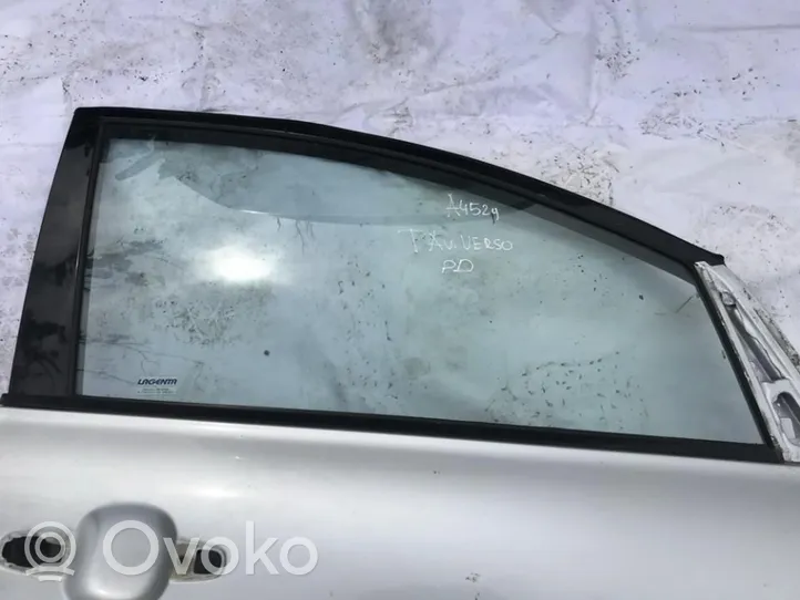 Toyota Avensis Verso Etuoven ikkunalasi, neliovinen malli 