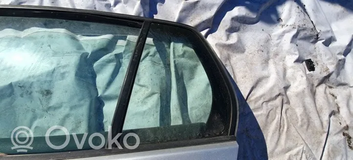 Volkswagen Golf V Fenêtre latérale vitre arrière 