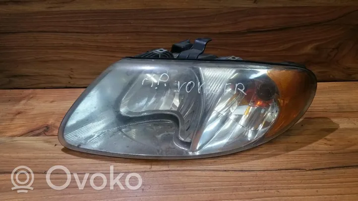 Chrysler Voyager Phare frontale 30987