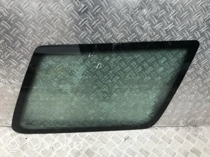 Volkswagen Golf III Fenêtre latérale avant / vitre triangulaire 