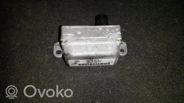 Volkswagen Golf V Sensore di imbardata accelerazione ESP 1k0907655b