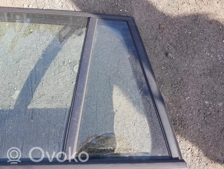 Citroen C4 Grand Picasso Rear vent window glass 