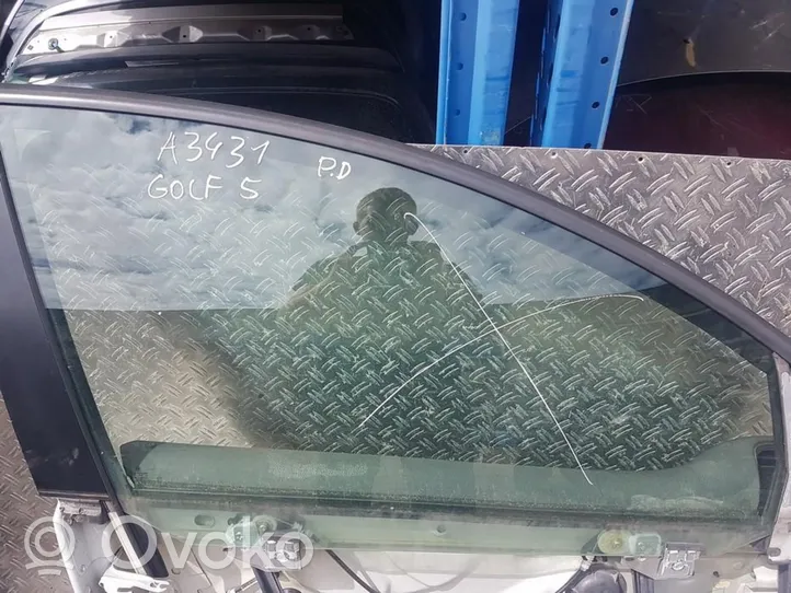 Volkswagen Golf V Vetro del finestrino della portiera anteriore - quattro porte 