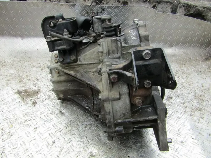 Hyundai Santa Fe Manual 5 speed gearbox 