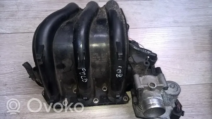 Volkswagen Polo IV 9N3 Collettore di aspirazione 03d129766l