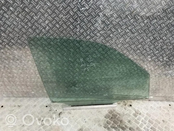 Mercedes-Benz ML W163 Front door window glass four-door 