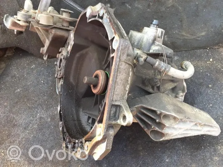 Opel Vectra B Scatola del cambio manuale a 5 velocità F18