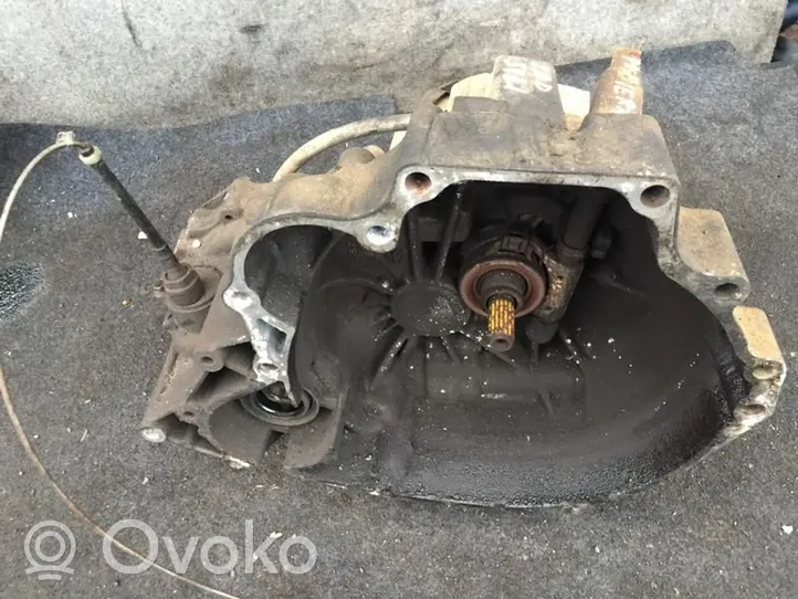 Nissan Primera Manualna 5-biegowa skrzynia biegów 57j