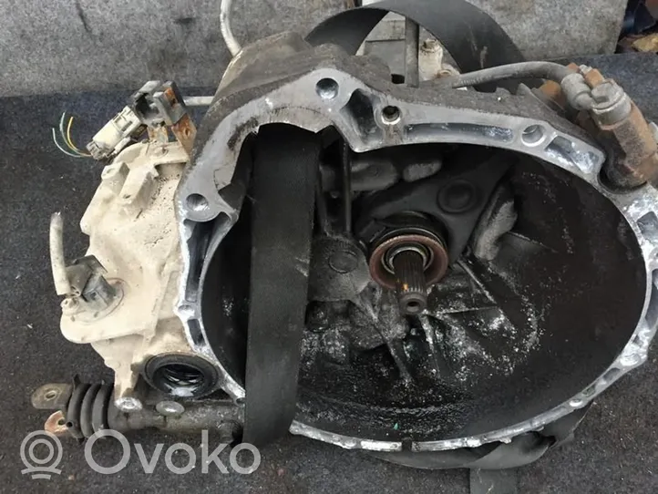 Nissan Almera N16 Boîte de vitesses manuelle à 5 vitesses yd1