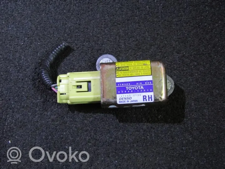 Toyota Corolla Verso E121 Czujnik uderzenia Airbag 8983013010