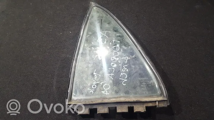 Toyota Corolla E120 E130 Ventanilla de ventilación de la puerta trasera 43R00122