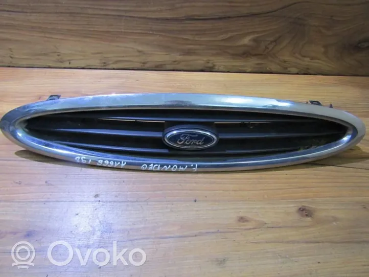 Ford Mondeo MK II Grille de calandre avant 96bg8200