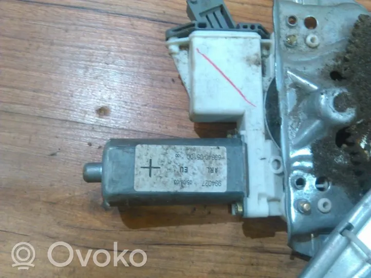 Toyota Avensis T250 Moteur de lève-vitre de porte arrière 6984005100