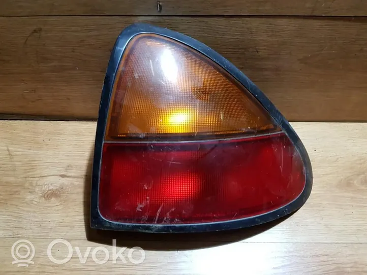 Mazda 323 Lampa tylna 