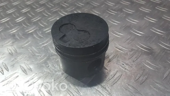 Opel Astra G Piston 