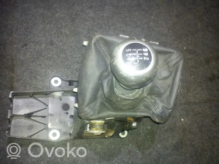 Opel Vectra C Vaihteenvalitsimen verhoilu 090280101