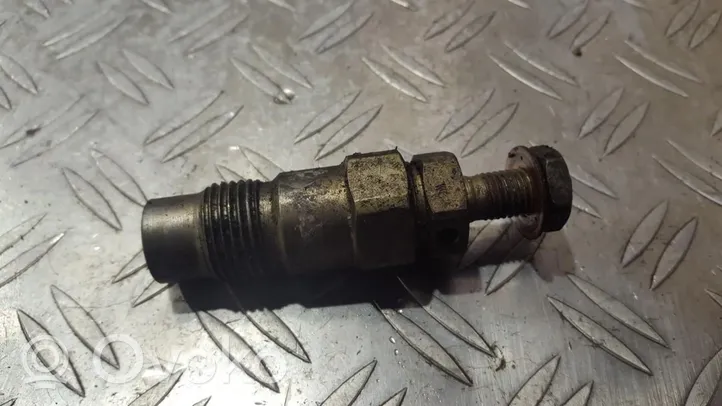 Nissan Sunny Injecteur de carburant 71b1361