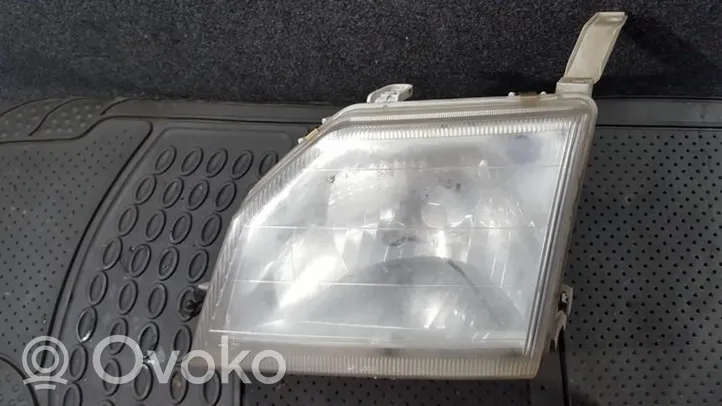 Daihatsu Gran Move Lampa przednia 