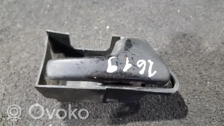 Volkswagen Golf III Klamka wewnętrzna drzwi tylnych 1H0837142