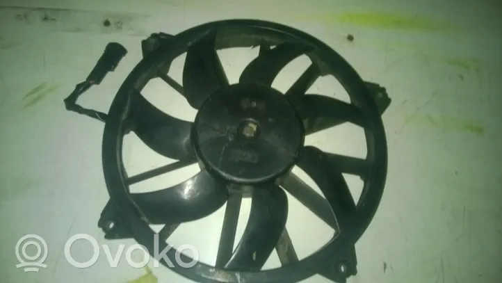 Citroen C4 I Radiator cooling fan shroud FC1049874716