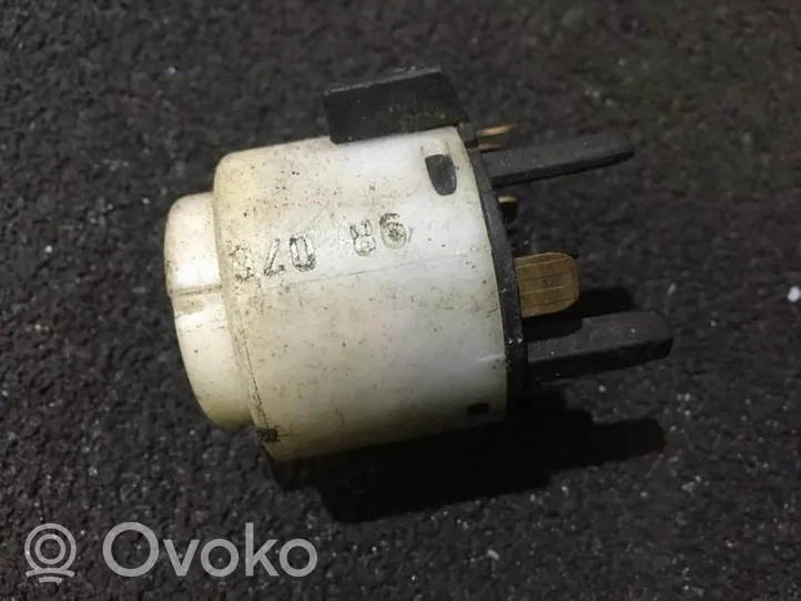 Audi A6 S6 C5 4B Ignition lock contact 4b0905849