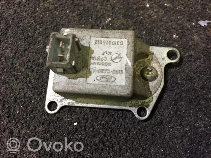 Ford Mondeo Mk III Ignition amplifier control unit 93ab12a019ab