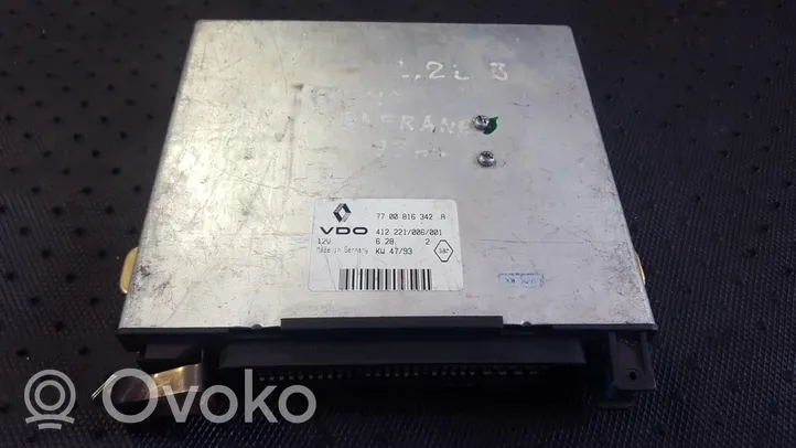 Renault Safrane Calculateur moteur ECU 7700816342A