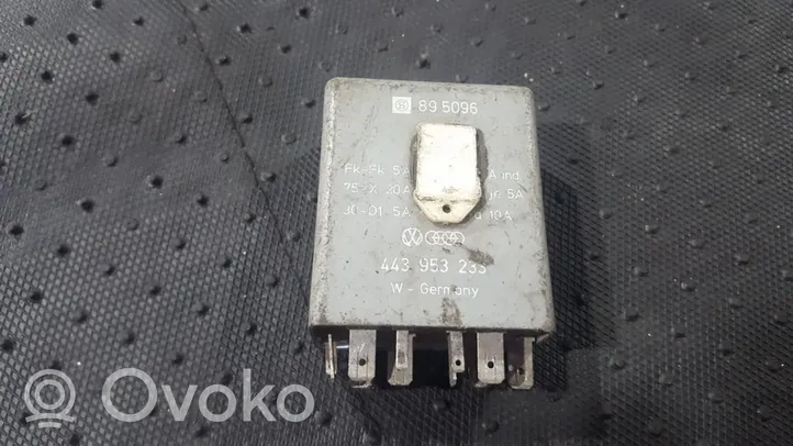 Volkswagen PASSAT B5 Other relay 443953233