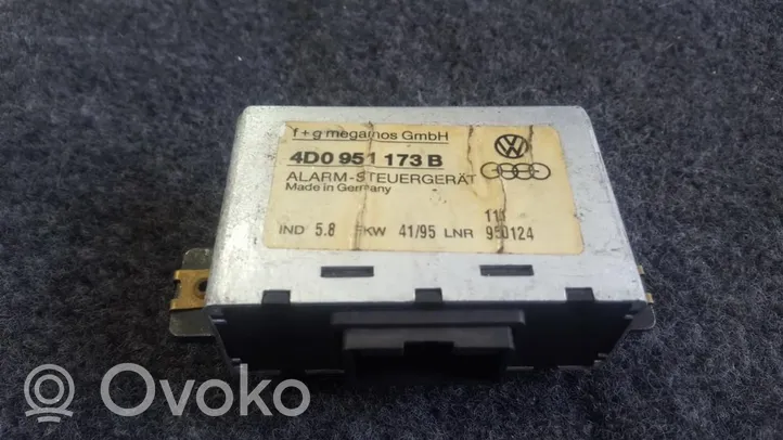 Audi A4 S4 B5 8D Signalizacijos valdymo blokas 4D0951173B