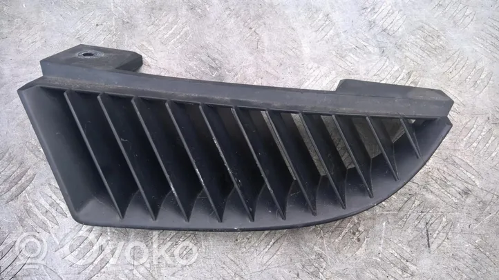 Mitsubishi Colt Kratka dolna zderzaka przedniego mn127773