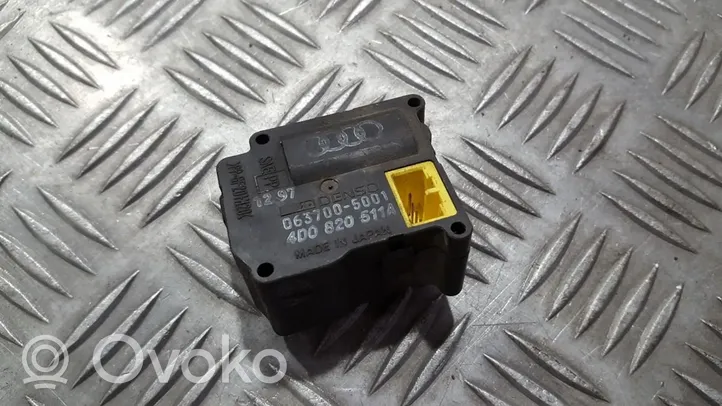 Audi A8 S8 D2 4D Motorino attuatore aria 4b0820511a