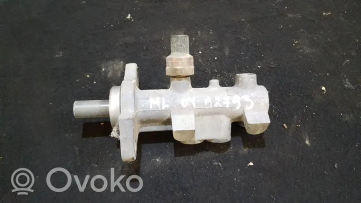 Mercedes-Benz ML W163 Główny cylinder hamulca 26612501073