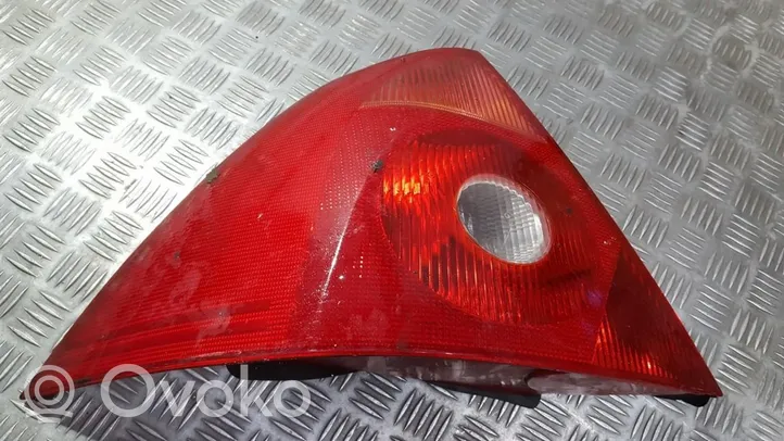 Ford Mondeo Mk III Luci posteriori 1s7113405a